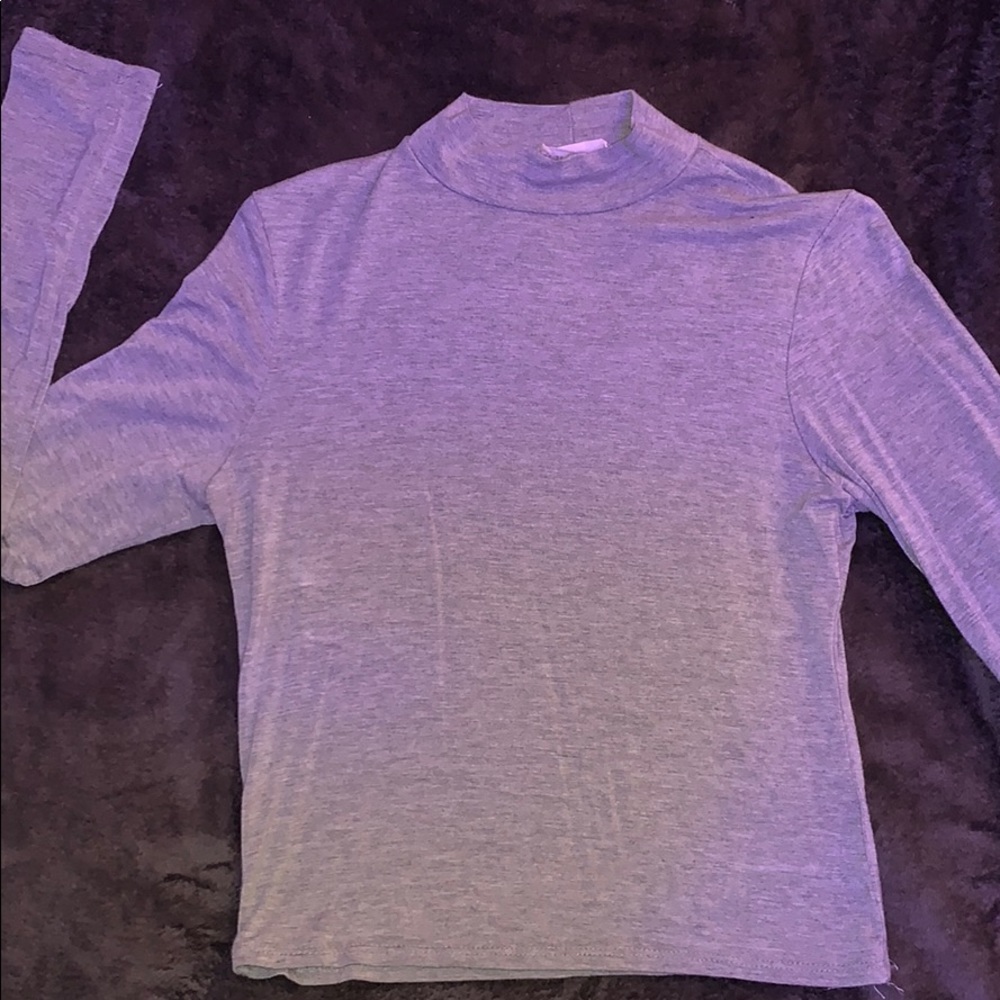 Grey long sleeve